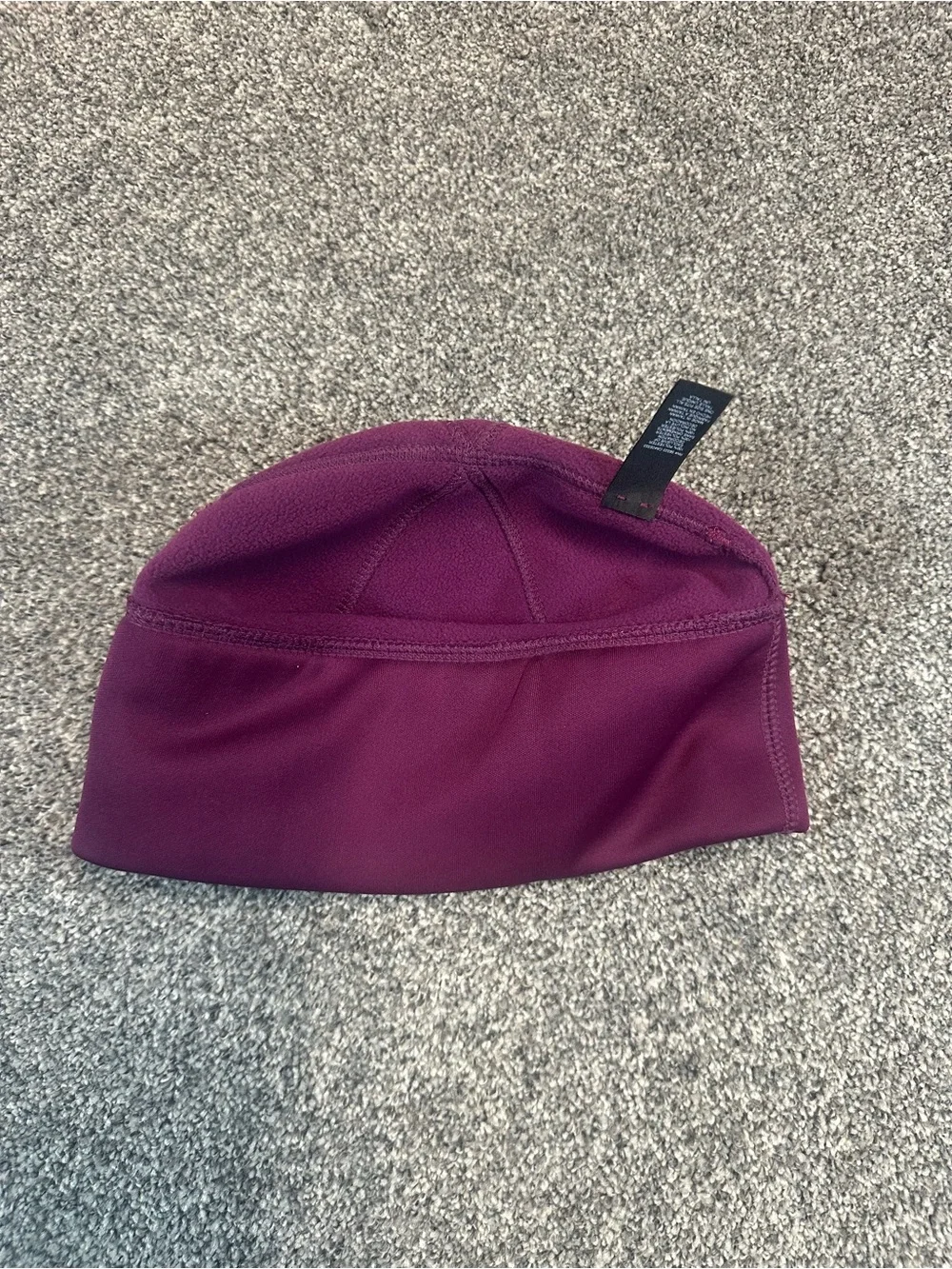 Nike Fit Running Beanie Hat Purple Plum Reflective Swoosh One Size Stretch